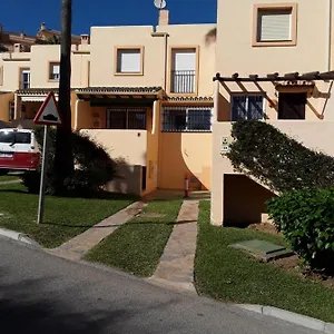 https://resort-marina-del-sol-by-adoorable350-mtrs-playa-piscinas.es-andalucia.com